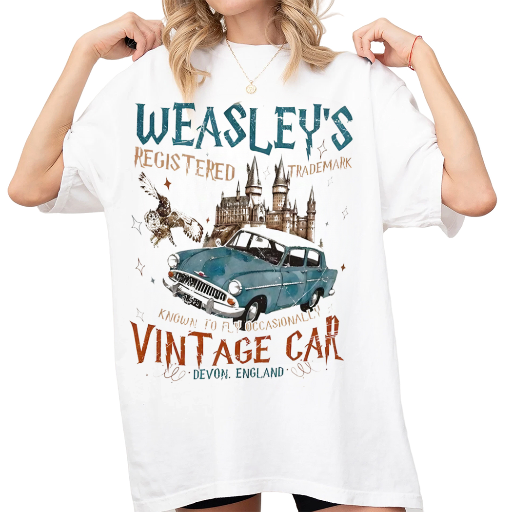 Wizard Flying Car Shirt, Vintage Style Weasley Car Tee, Bookish Wizard Shirt, Starlight Acotar, Romance Reader Shirt